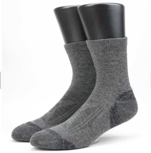 wool socks manufacturers with best merino wool socks production quality.